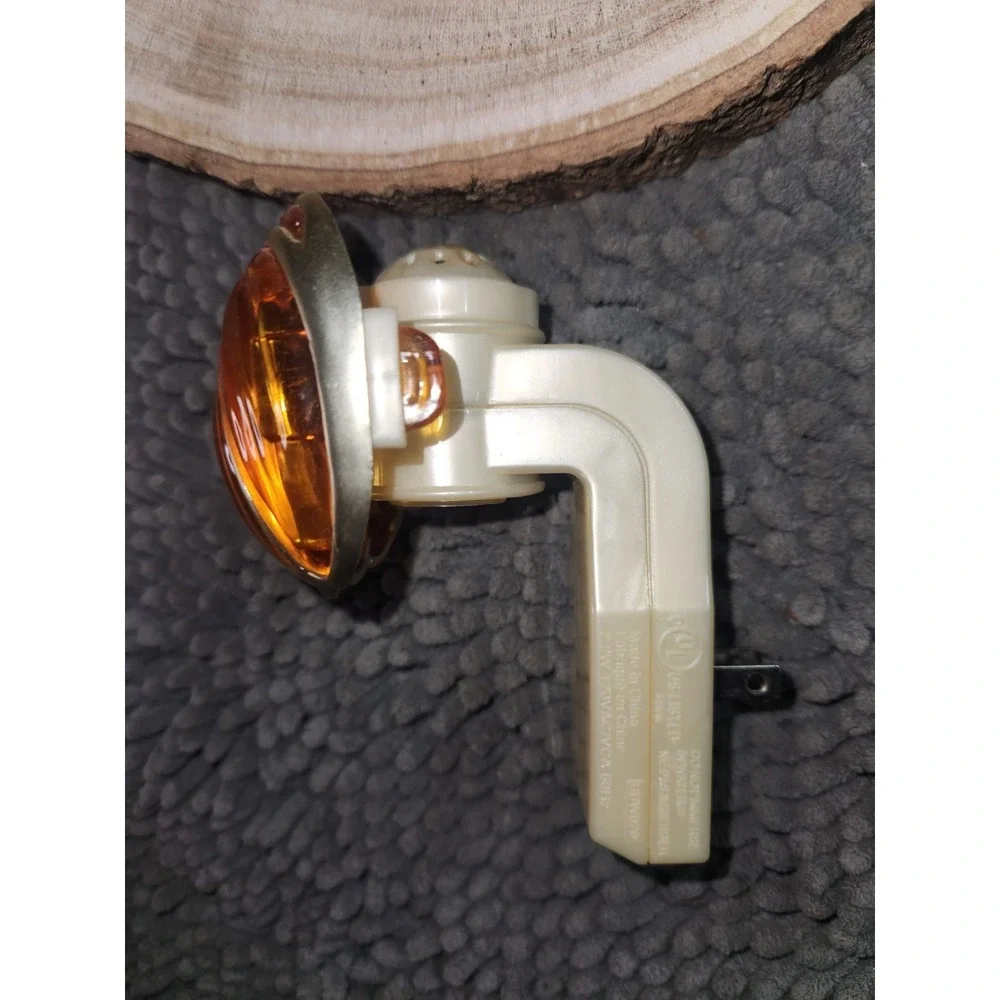 Bath & Body Works Pumpkin Wallflower‎ Light Up Plug In  Fall Thanksgiving